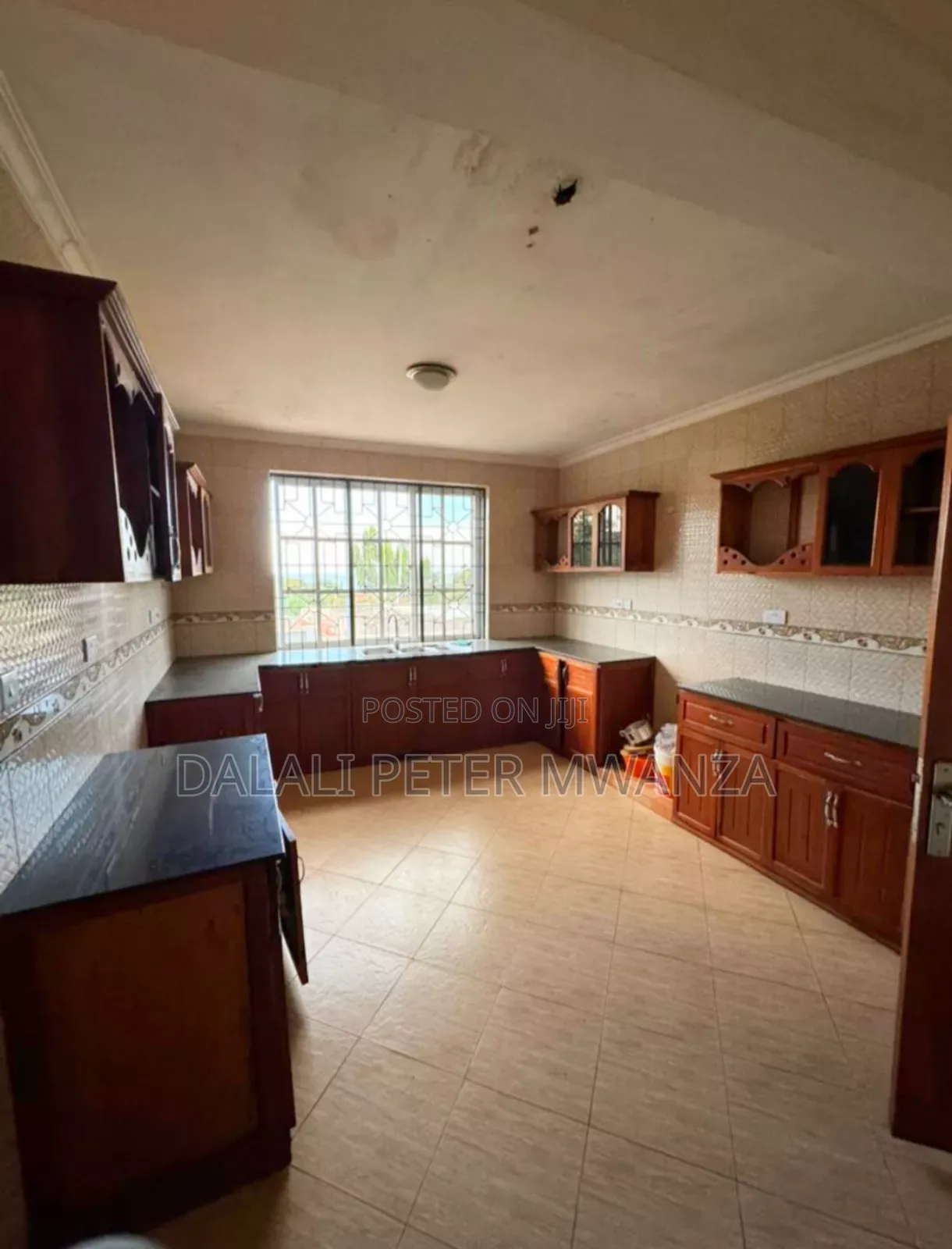 4bdrm House in Airport Road, Ilemela for rent