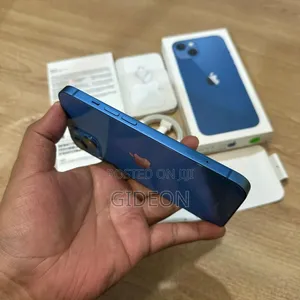 New Apple iPhone 13 128 GB Blue