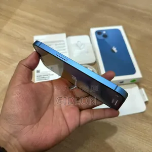 New Apple iPhone 13 128 GB Blue