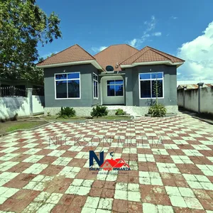 3bdrm House in Dalali_Nick_Mwanza, Nyasaka for sale
