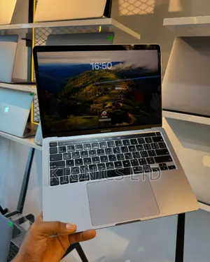 Laptop Apple MacBook Pro 2018 16GB Intel Core I5 SSD 512GB