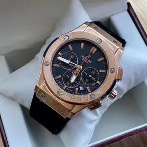 New Hublot Saa Kali Kwa Bei Kiduchu [Black and Gold)