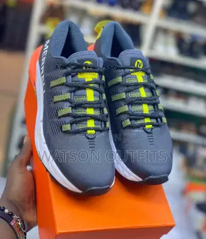 New Original Merrell Men Sneakers/Shoes