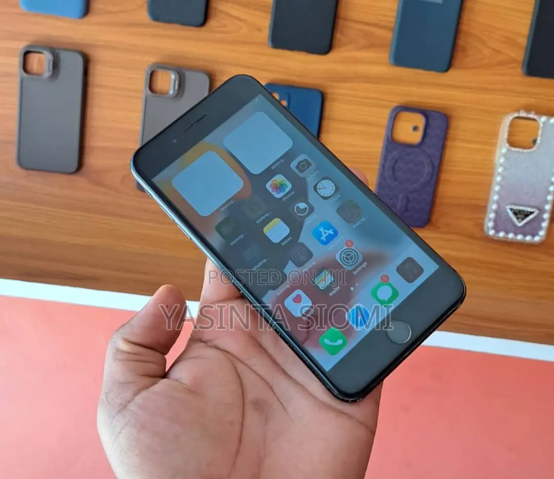 Apple iPhone 7 Plus 128 GB Black