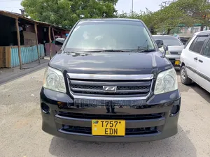 Toyota Noah 2007 Black