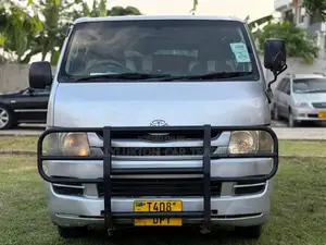 Toyota HiAce 2008 Silver