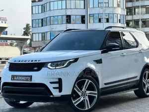 Land Rover Discovery 2018 White