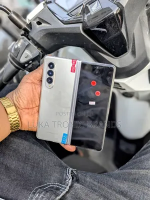 Samsung Galaxy Z Fold 3 256 GB Silver