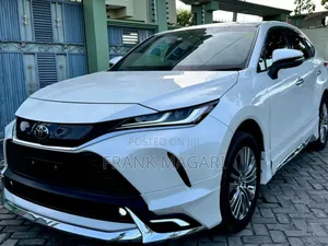 Toyota Harrier 2022 White