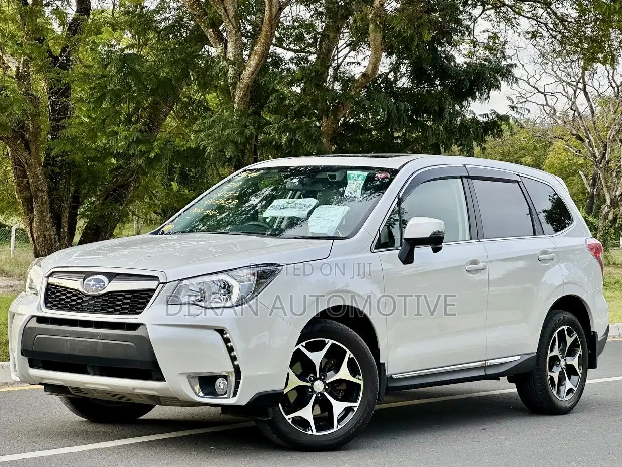 Subaru Forester 2.5XT Premium 2013 White