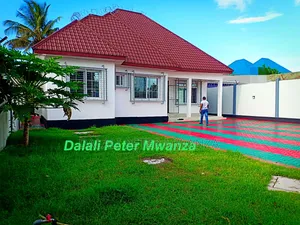 3bdrm House in Airport Road, Ilemela for rent
