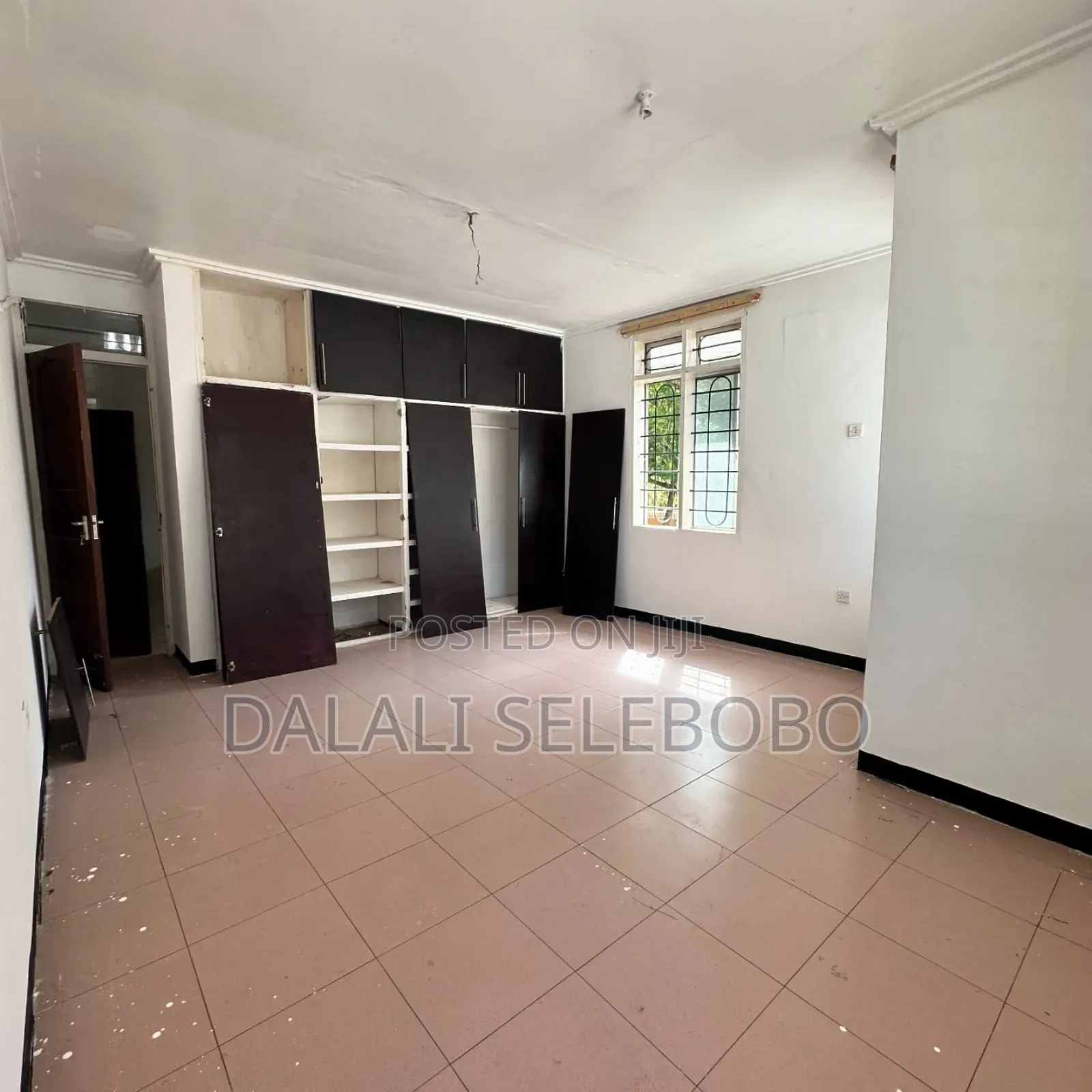 5bdrm Bungalow in Mbezi Beach for rent