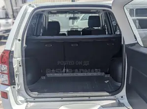 Suzuki Escudo 2007 White
