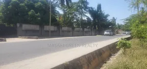 Plot for Sale at Kairuki Hospital