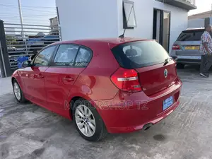 BMW 1 Series 2009 Red