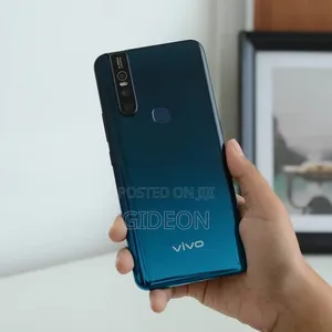 Vivo Y15 64 GB Blue