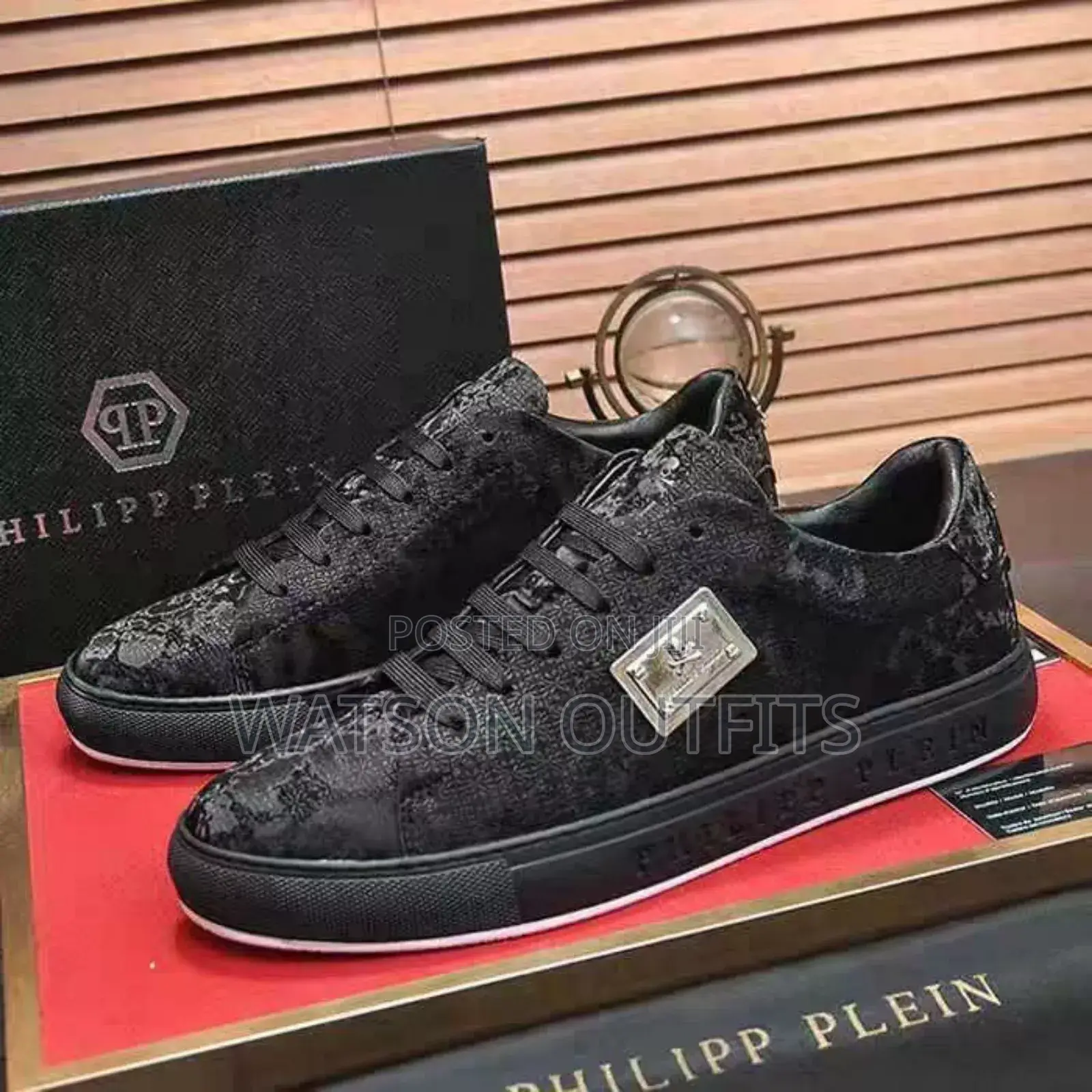 New Original Best Quality Men Shoes/Footwears