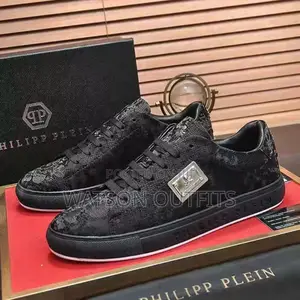 New Original Best Quality Men Shoes/Footwears