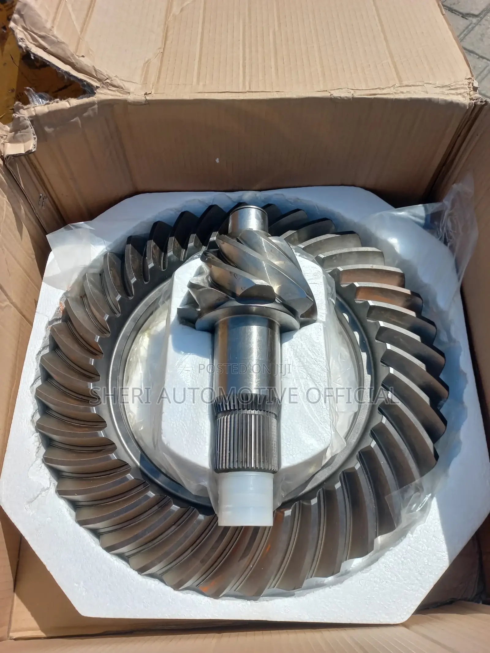 Zhongtong Bus Part Pinion Crown Wheel 37/8