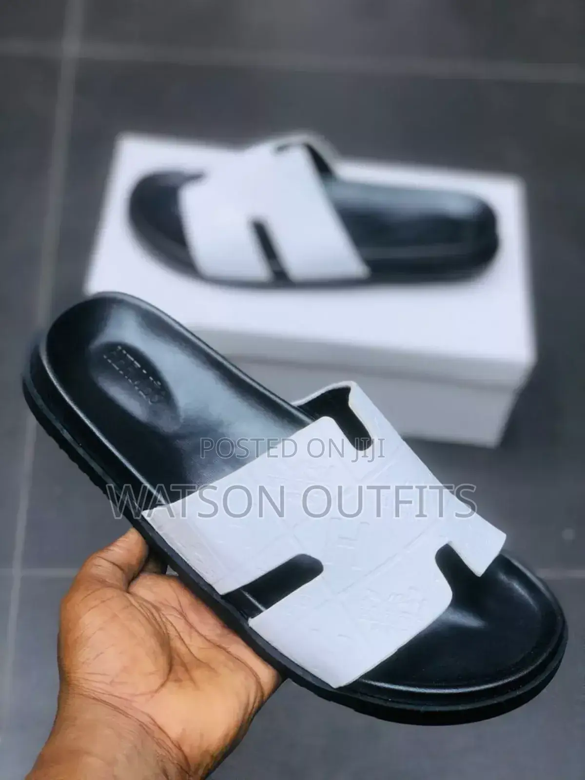 New Original Hermes Men Sandals Available
