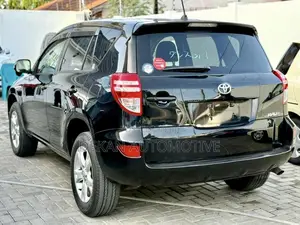 Toyota RAV4 2.4 2005 Black