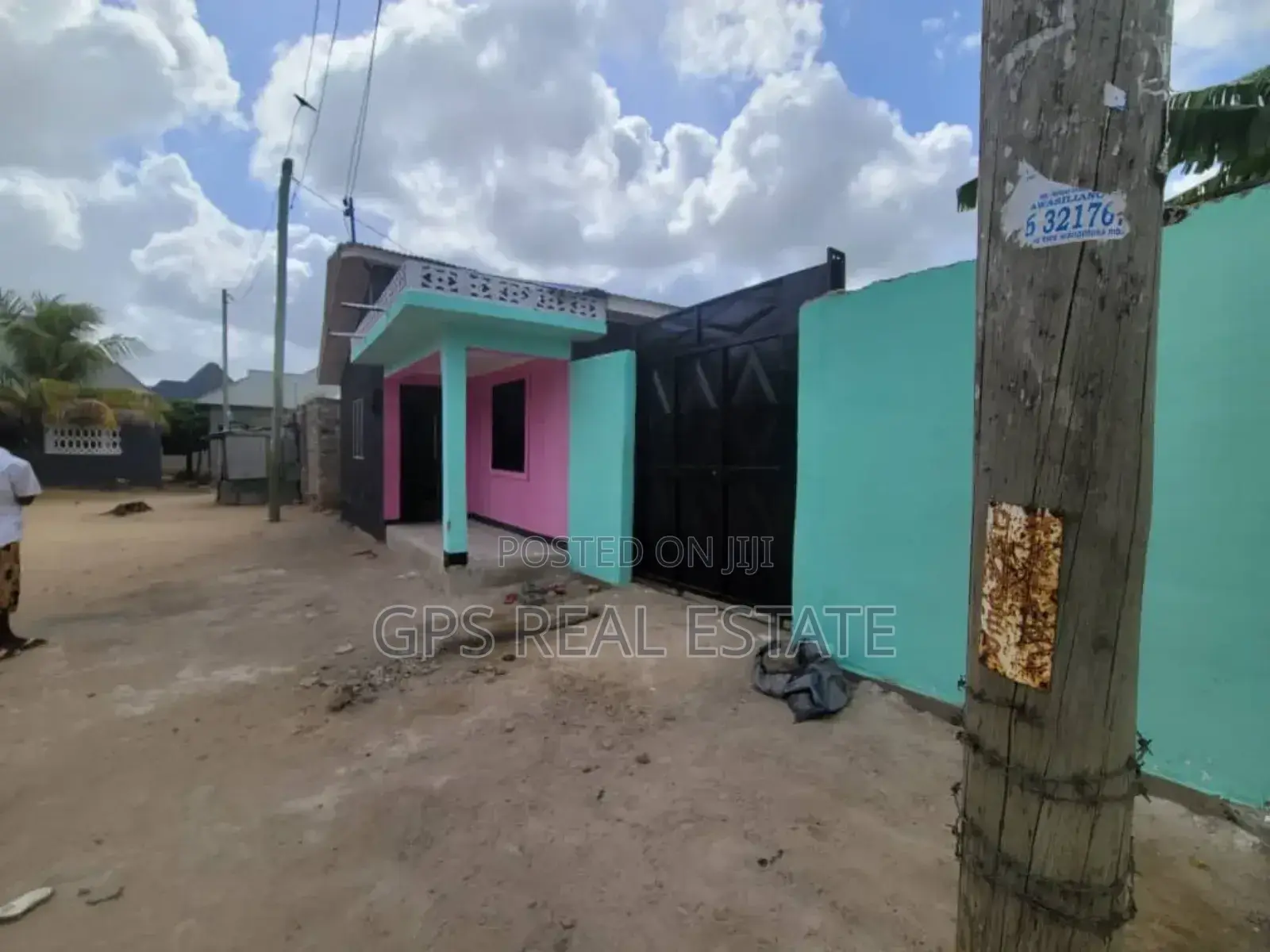 4bdrm House in Chamazi, Temeke for sale