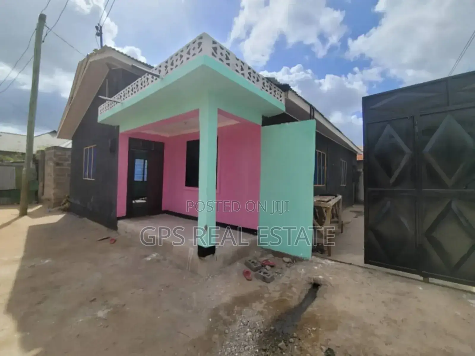 4bdrm House in Chamazi, Temeke for sale