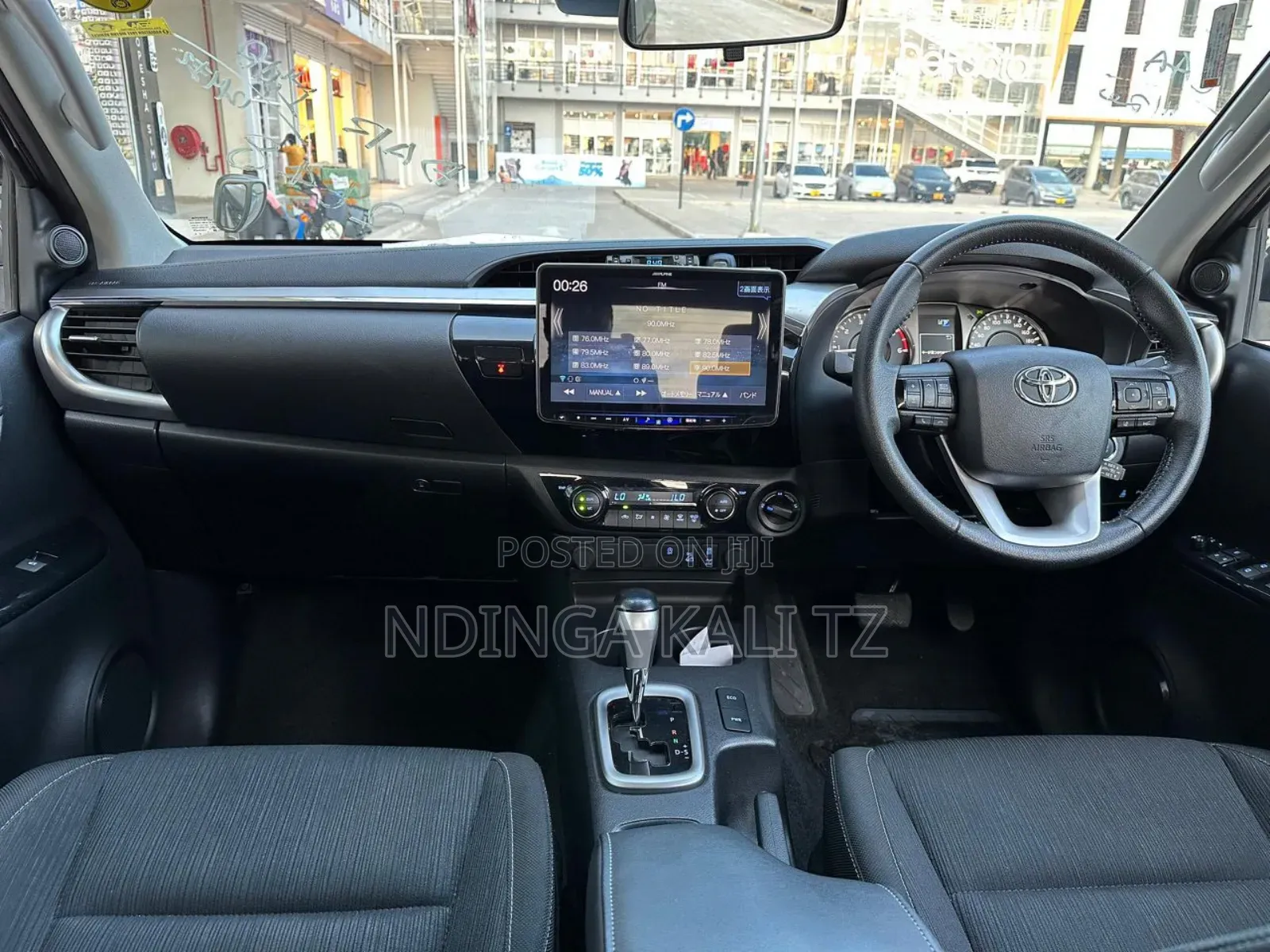 Toyota Hilux 2022 Gray