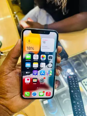 New Apple iPhone X 64 GB White