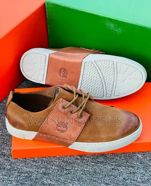 Classic Men's Leather Shoes/Footwears/Viatu Vya Ngozi