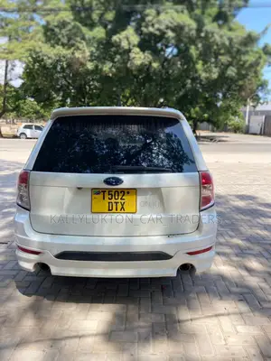 Subaru Forester 2011 White