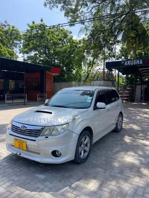 Subaru Forester 2011 White