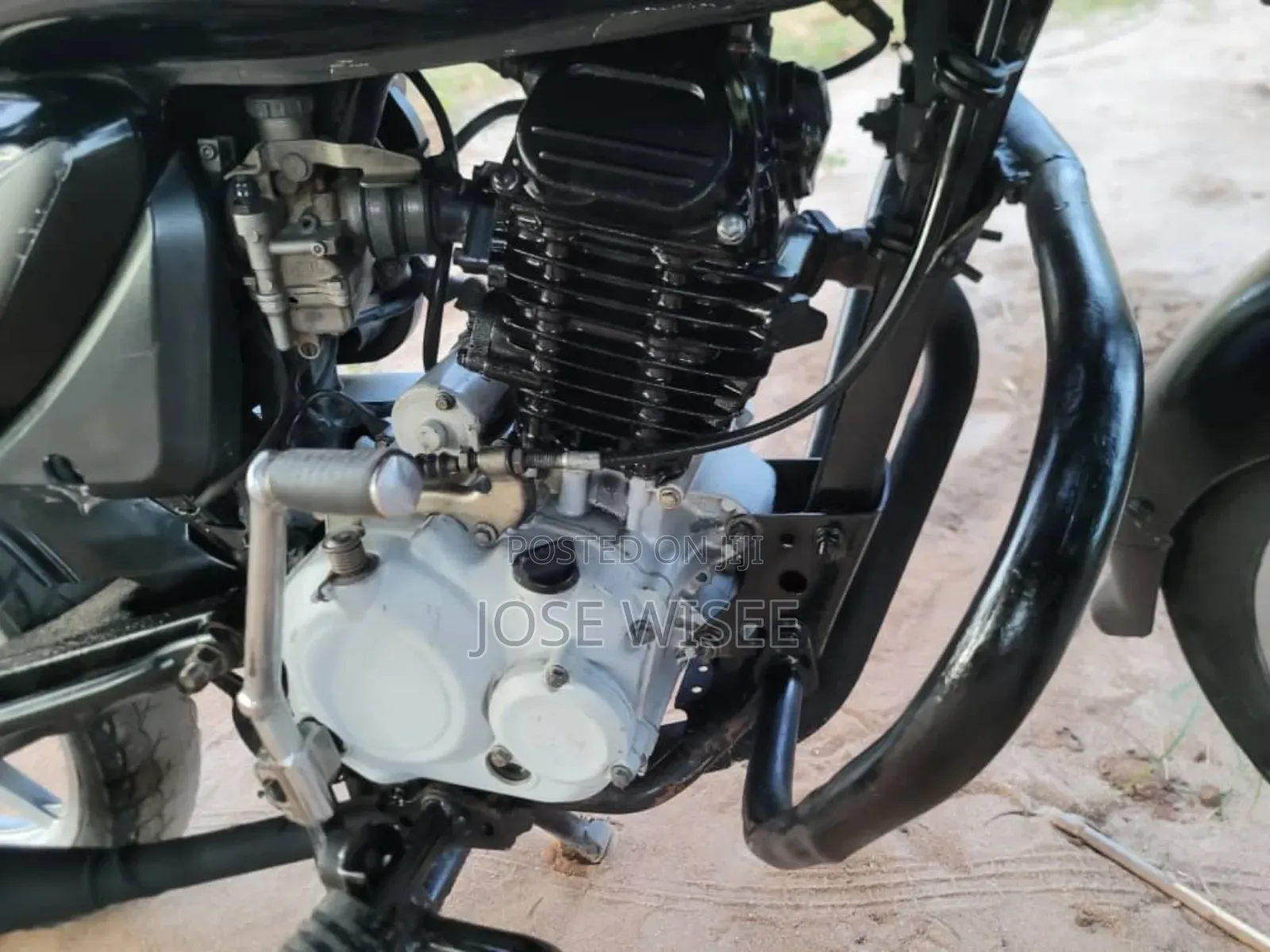 Bajaj Boxer 125 2024 Black
