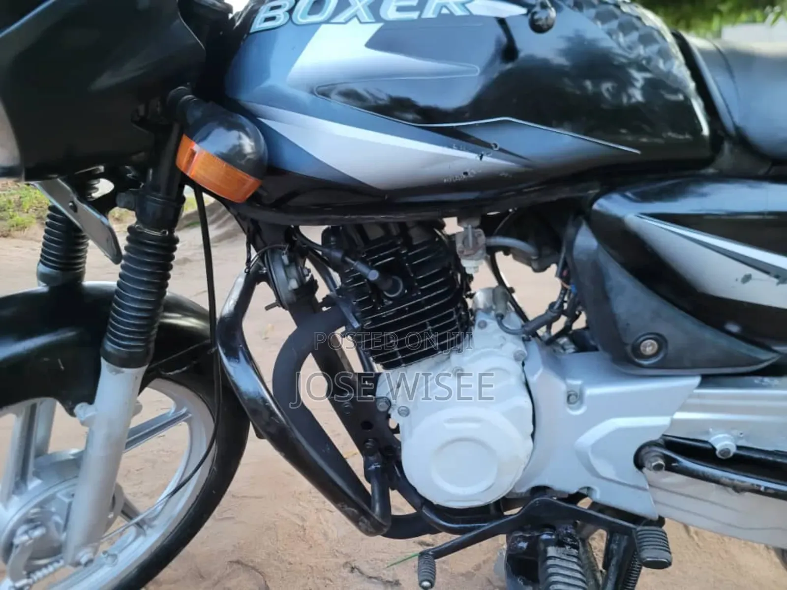 Bajaj Boxer 125 2024 Black