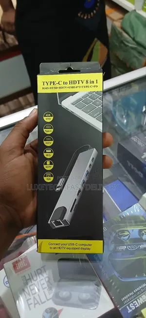 8 in 1 Multiport Usb-C Hub Hdmi Usb 3.0 Adapter