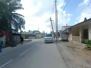 9bdrm House in Kinondoni for sale