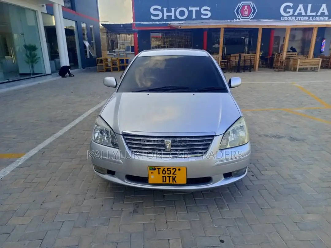 Toyota Premio 2005 Silver