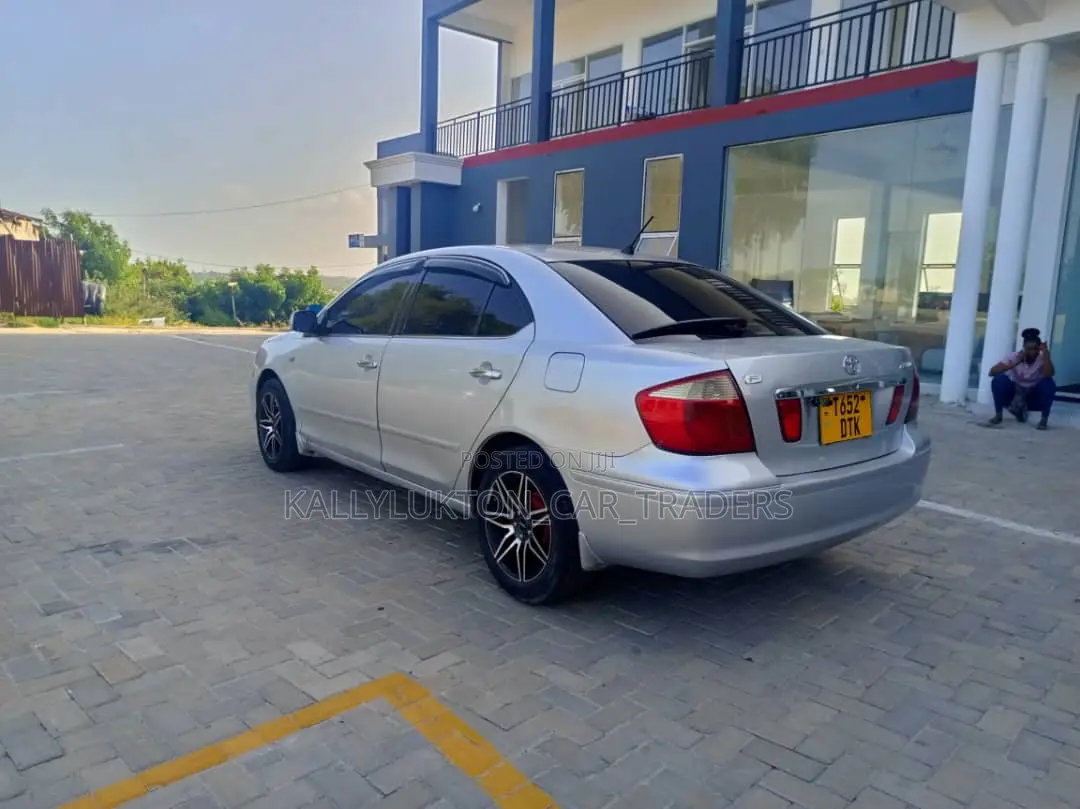 Toyota Premio 2005 Silver