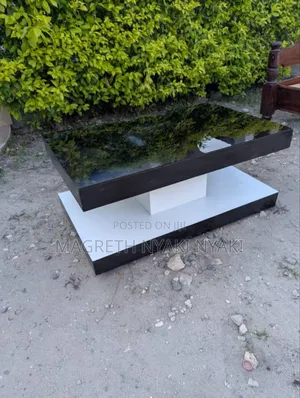 Nauza Coffee Table