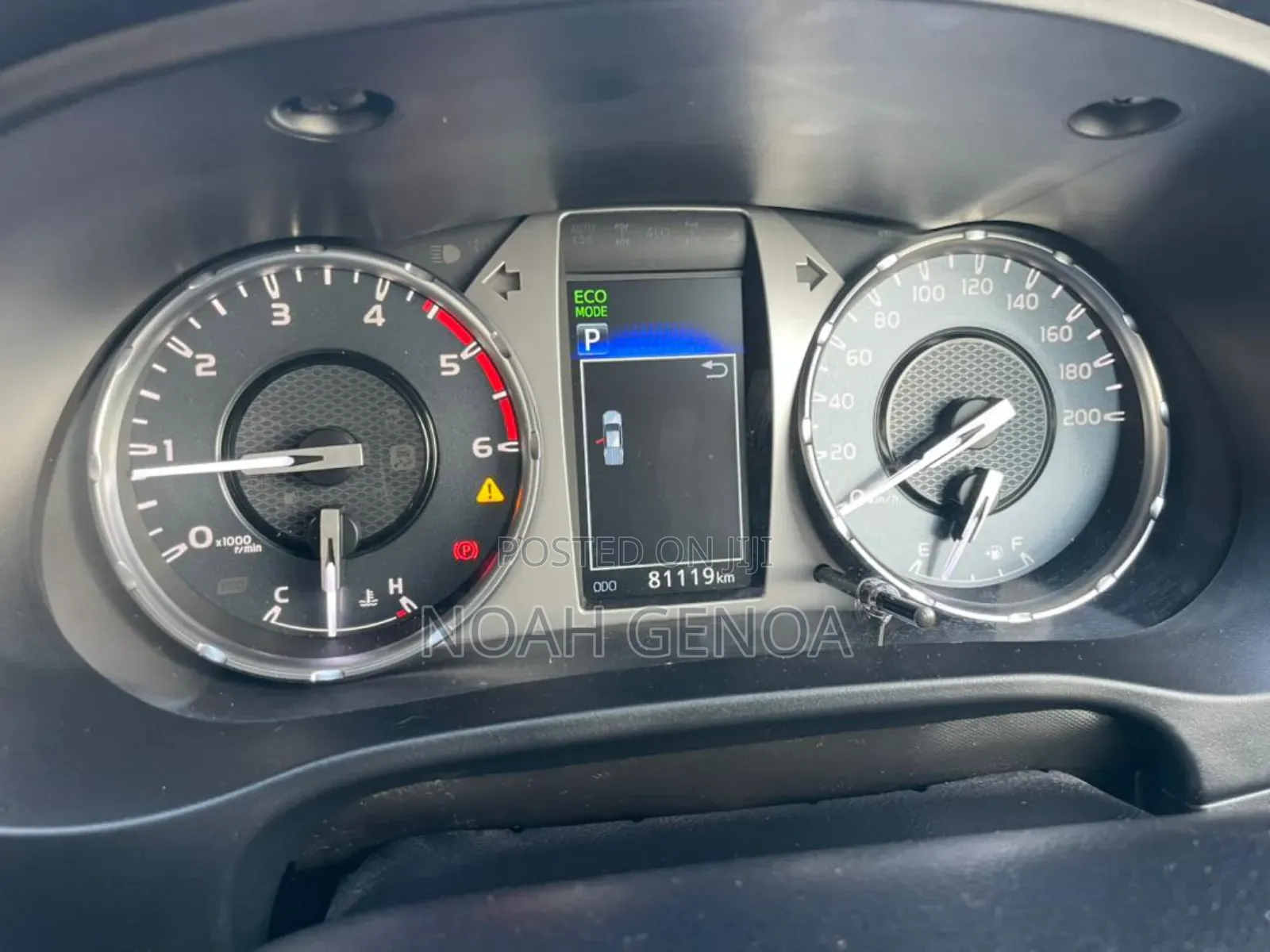 Toyota Hilux 2021 White