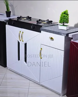 Kitchen Carbinate Nyeupe Juu Rangi Ya Marble Full Mbao