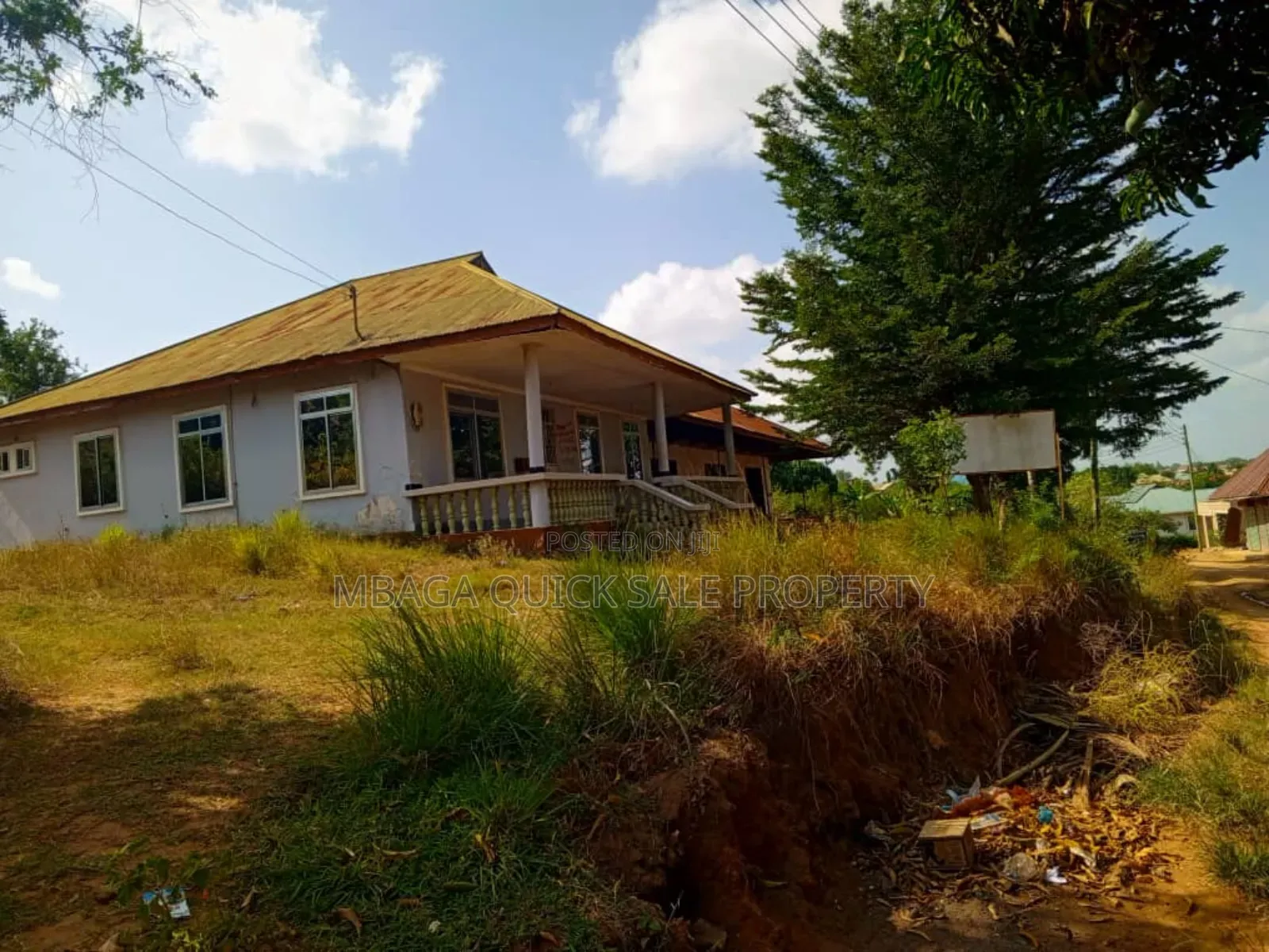8 Bed Room House for Sale at Mbezi Luguluni Ideal for Hospit