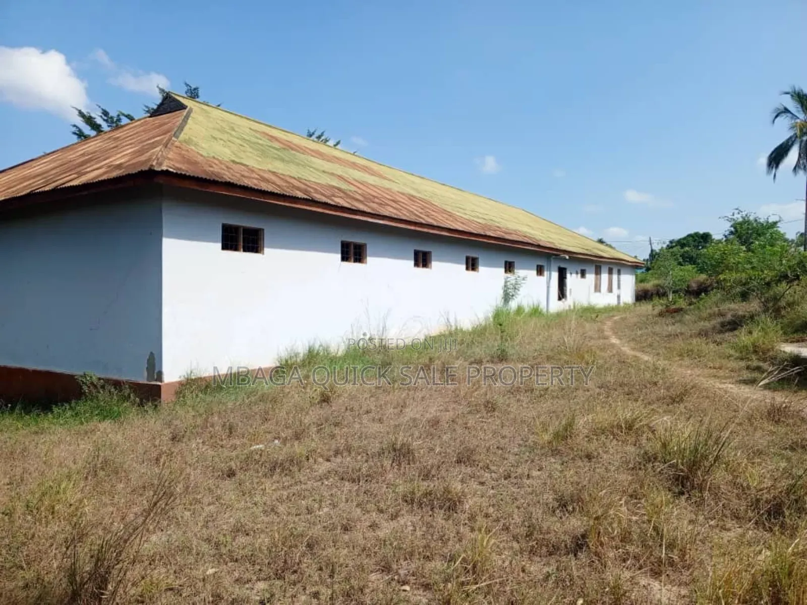 8 Bed Room House for Sale at Mbezi Luguluni Ideal for Hospit