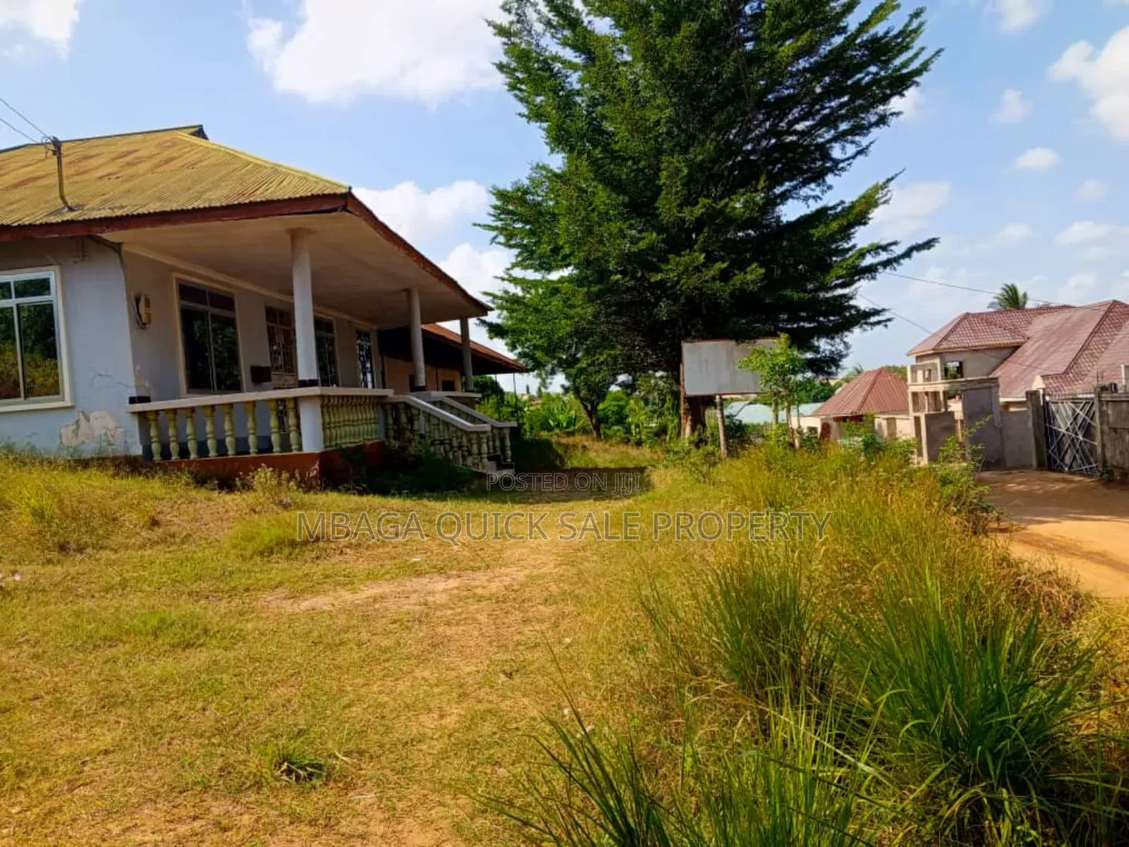 8 Bed Room House for Sale at Mbezi Luguluni Ideal for Hospit