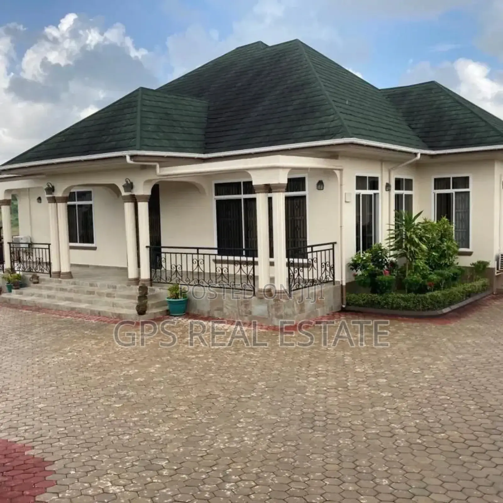 4bdrm House in Kibada, Kigamboni for sale