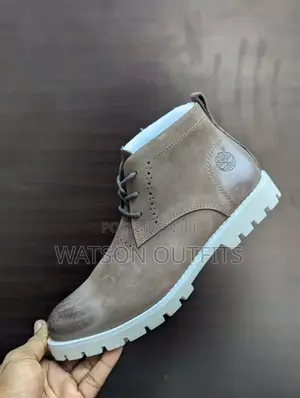 New Original Timberland Leather Boots/Shoes Org
