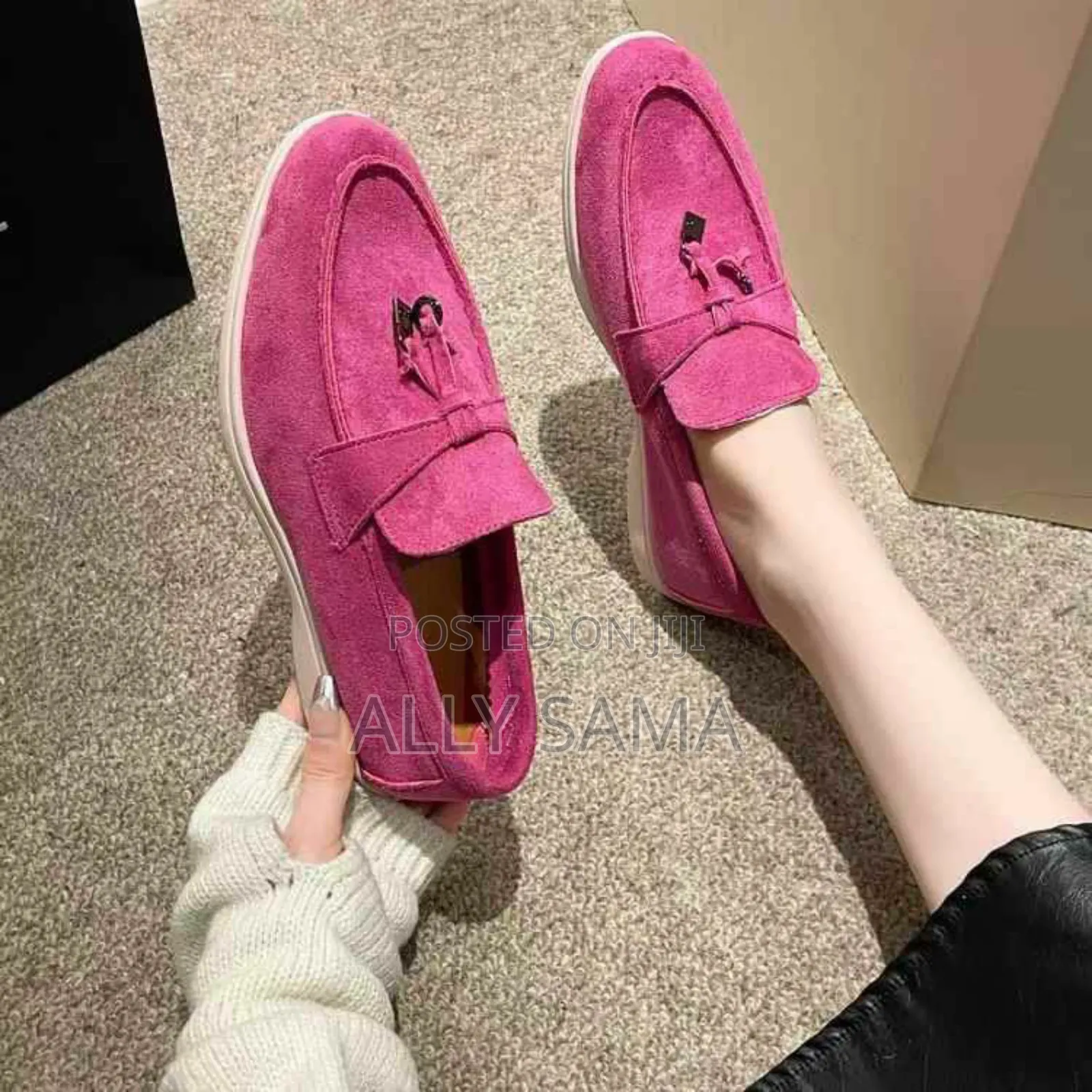 Women Loafers Material Suede
