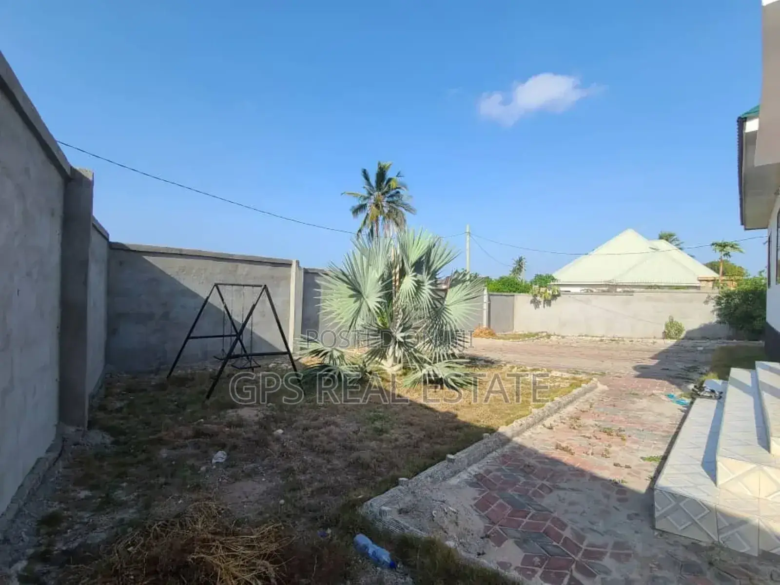 3bdrm House in Kibada, Kigamboni for sale