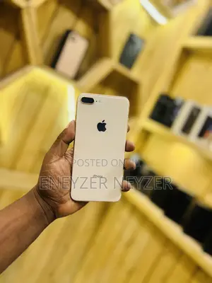 Apple iPhone 8 Plus 64 GB Gold