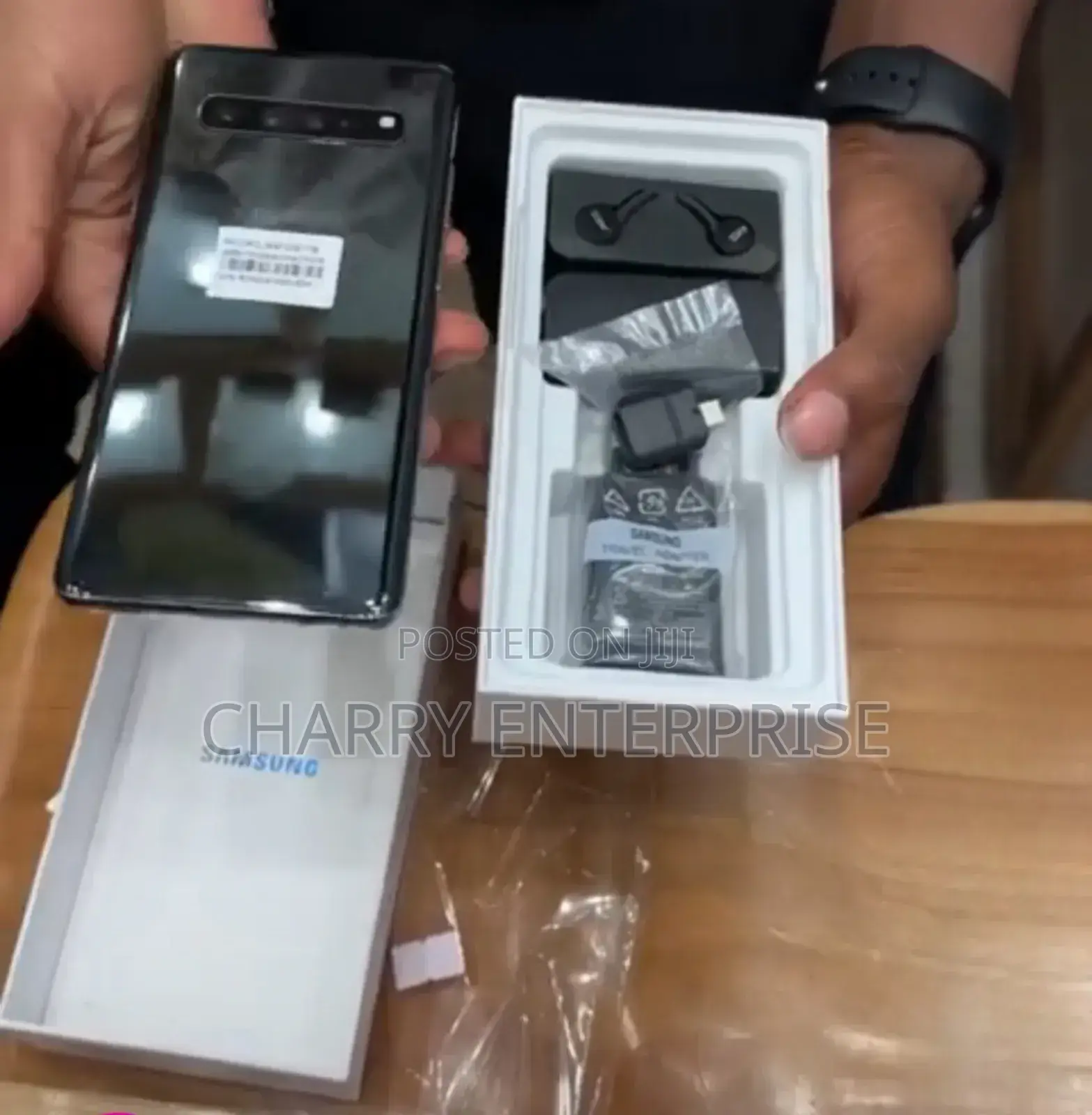 New Samsung Galaxy S10 5G 256 GB